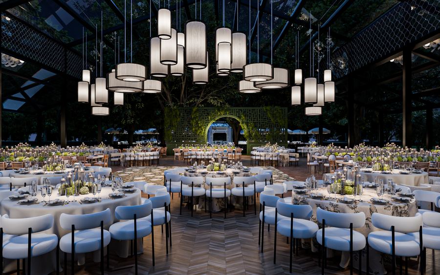 Salón con lámparas blancas colgantes, arco de follaje y sillas azules